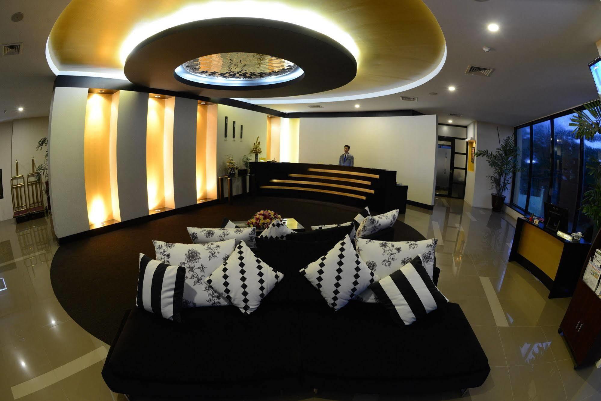 Avenue 64 Hotel Yangon Eksteriør bilde
